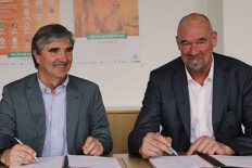 Studentenwerk und VGN verlängern den Vertrag zum Semesterticket